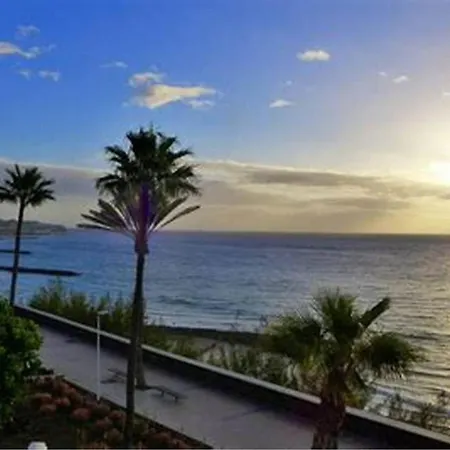 Beautiful Arenas Negras Sea View Pool Apartment Puerto de Santiago (Tenerife)